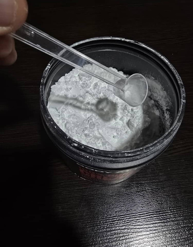 کراتین مونوهیدرات ۳۰۰ گرمی بادی اتک